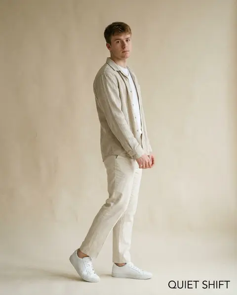Premium Zara fashion editorial. Main Subject: Young male model wearing a warm oa - AI生成图片 3