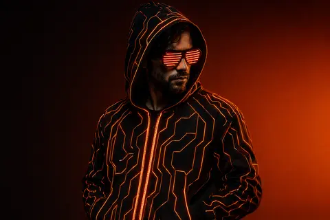 Ultra-realistic cinematic studio portrait of Cassian Vey, a fictional undergroun - AI生成图片 2