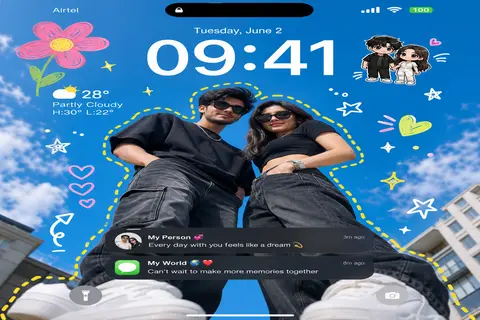 Create an ultra-realistic smartphone lockscreen wallpaper featuring the same cou - AI生成图片 1