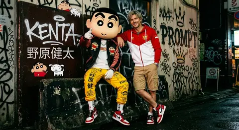 A stylized urban streetwear scene in a gritty graffiti-covered alleyway, featuri - AI生成图片 4