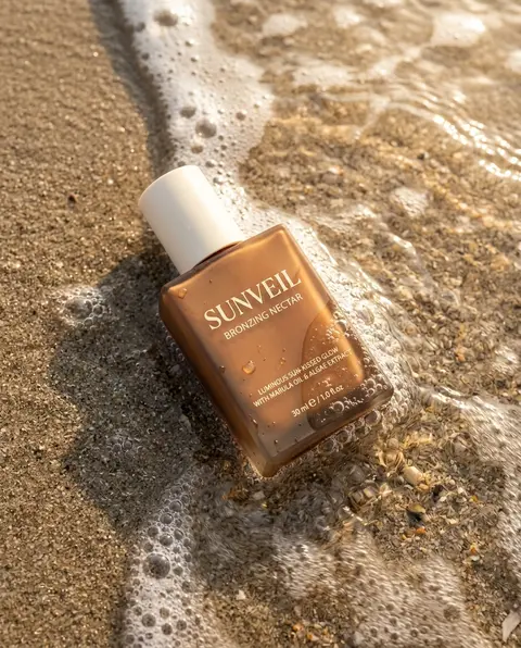 Ultra-realistic summer skincare product photography featuring a bronzing drop bo - AI生成图片 2